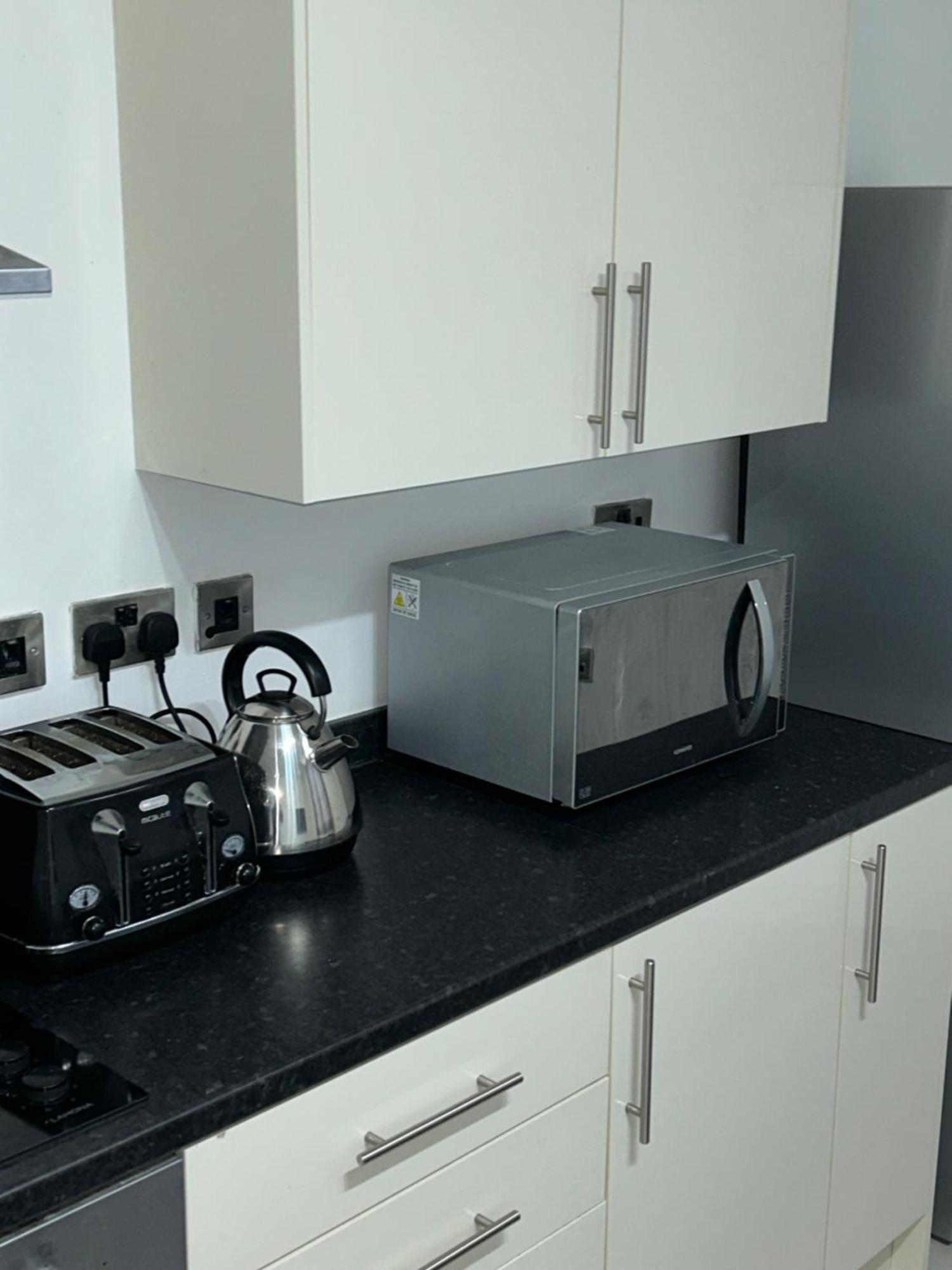Lovely 1 Bed Apartment In Salford Manchester Dış mekan fotoğraf