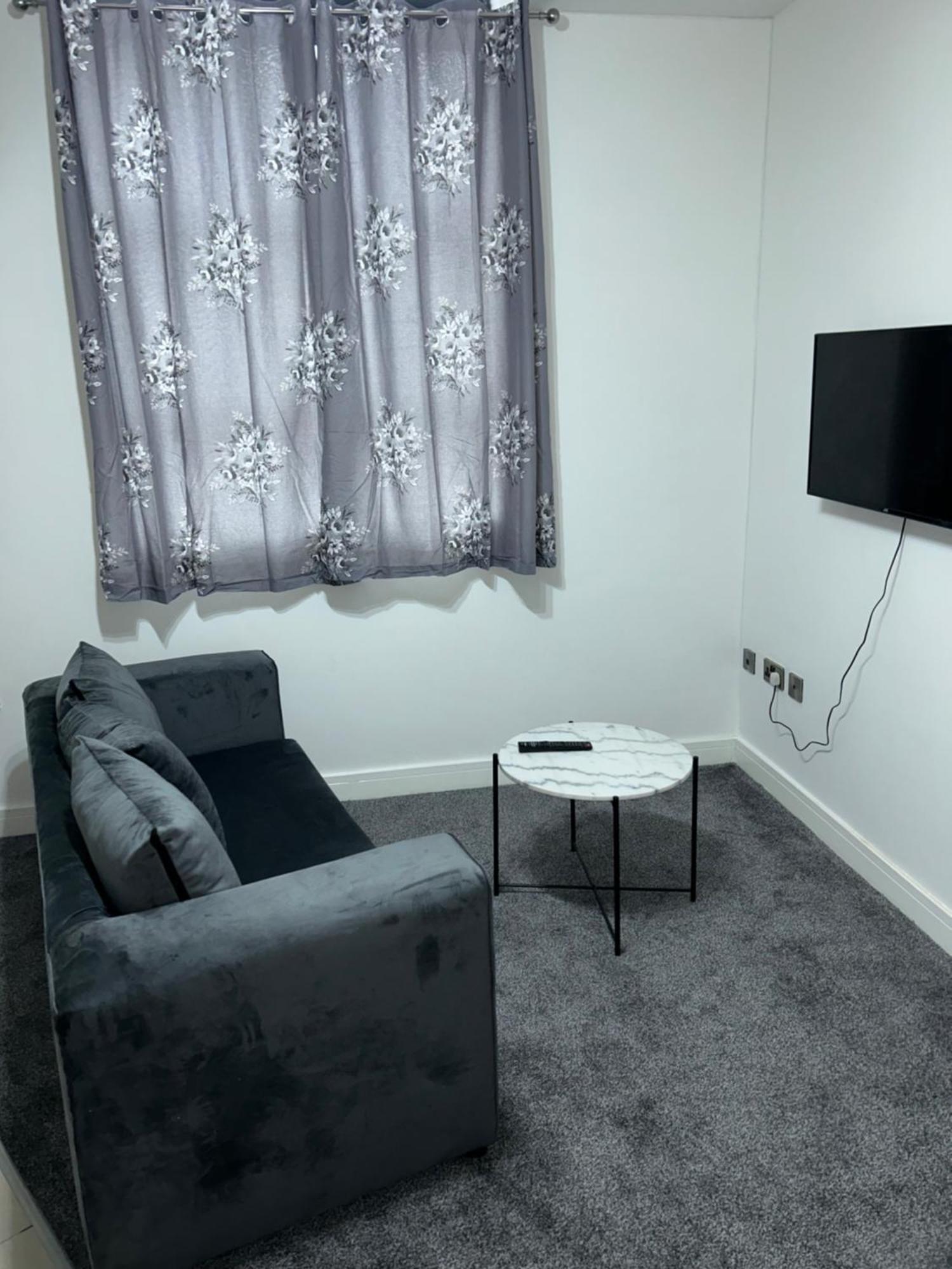 Lovely 1 Bed Apartment In Salford Manchester Dış mekan fotoğraf